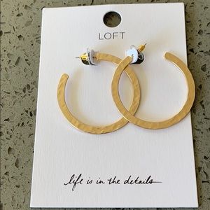 Gold hammered earrings